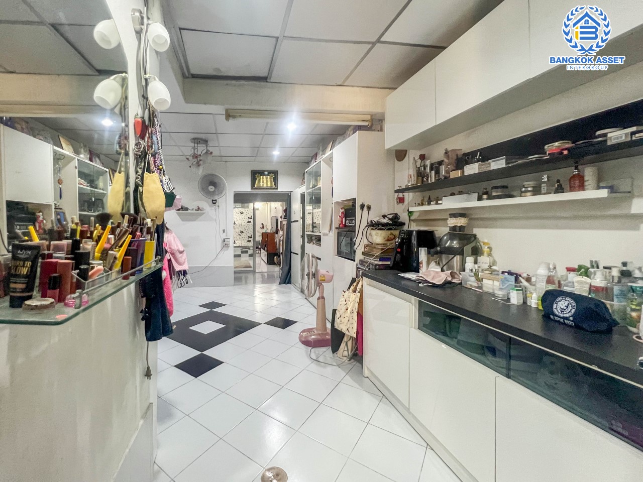 *****ทาวน์เฮ้าส์มือสอง ม.โชคชัยแสนสุข ลาดพร้าว เนื้อที่มากถึง 25 ตร.ว. ฟังก์ชัน 3 ห้องนอน 3 ห้องน้ำ 1 ที่จอดรถ บนทำเลแห่งการเดินทาง เชื่อมต่อถนนลาดพร้าว, ถนนรามคำแหง, ถนนประเสริฐมนูกิจ ใกล้เดอะมอล์บางกะปิ